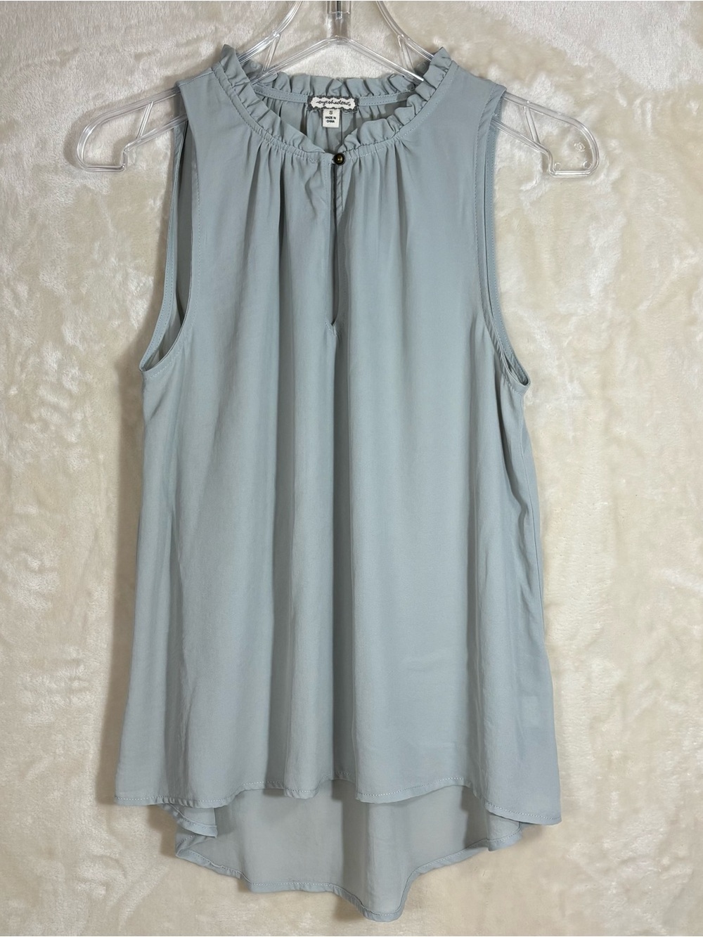 Eyeshadow Women’s Ruffle Neck Sleeveless Top Light Ice Blue Keyhole Button S